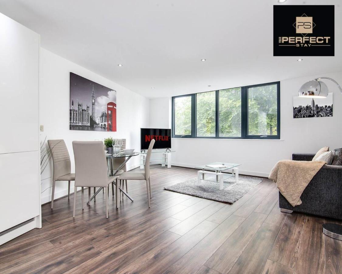 Luxe Modern Apartment By Your Perfect Stay Short Lets 버밍엄 외부 사진