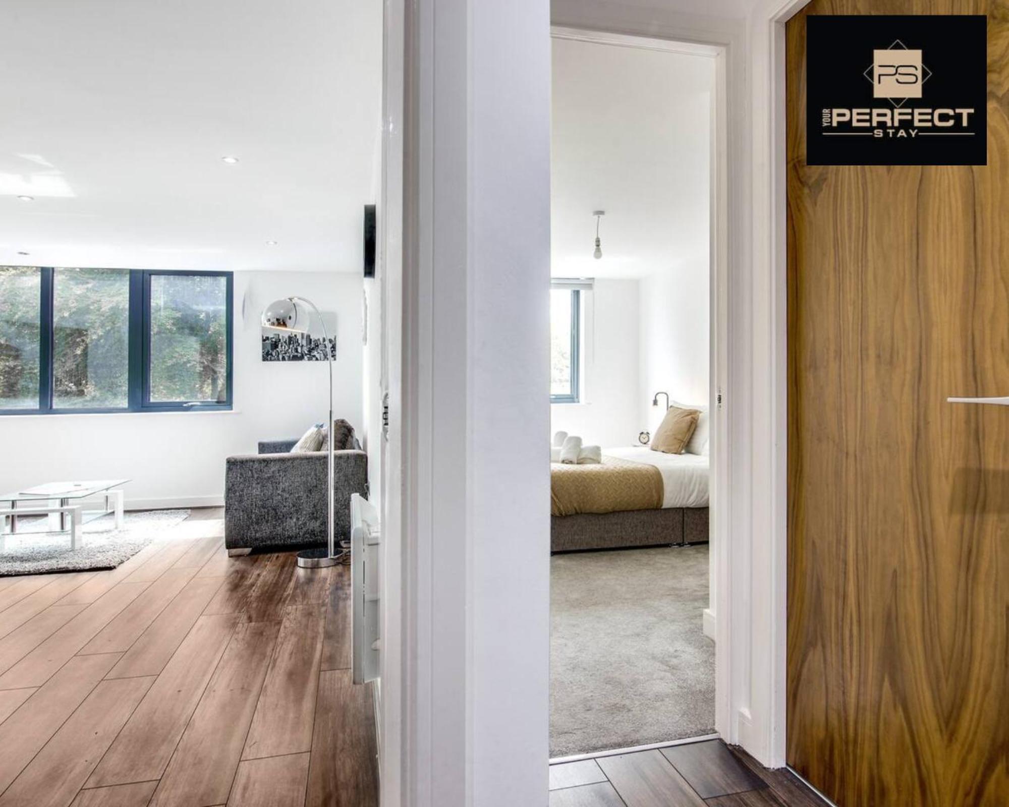 Luxe Modern Apartment By Your Perfect Stay Short Lets 버밍엄 외부 사진
