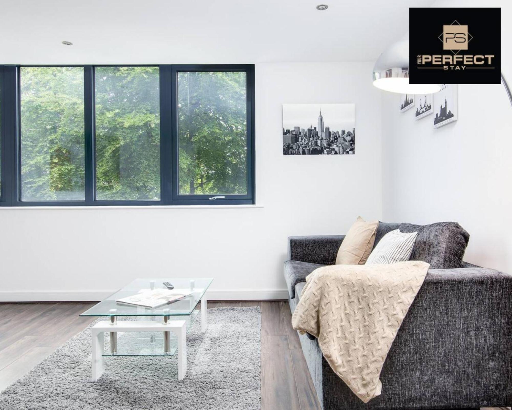 Luxe Modern Apartment By Your Perfect Stay Short Lets 버밍엄 외부 사진
